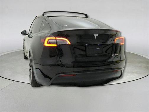 2023 Tesla Model Y Performance Dual Motor All-Wheel Drive