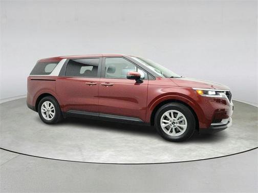 2023 Kia Carnival LX