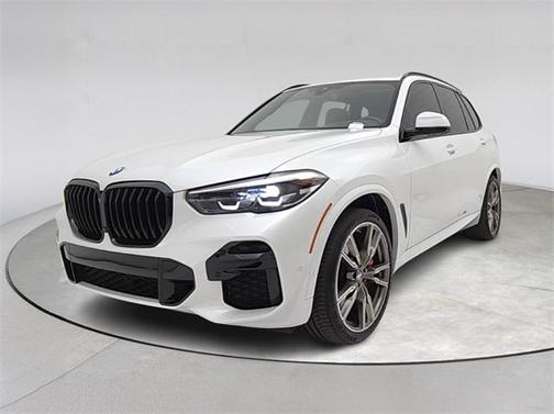 2022 BMW X5 M50i