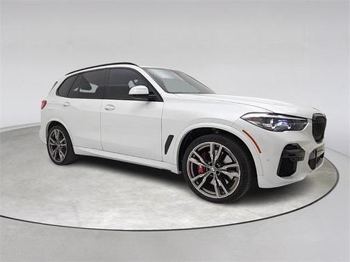 2022 BMW X5 M50i