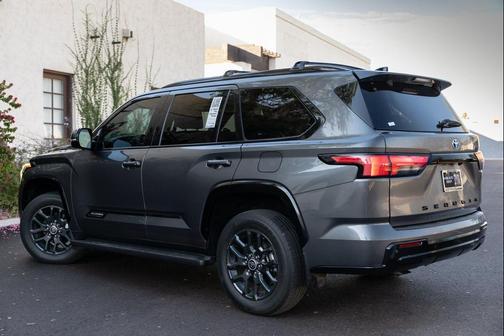 2023 Toyota Sequoia Platinum