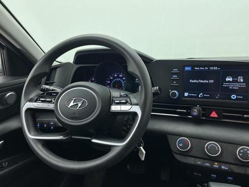 2021 Hyundai ELANTRA SE