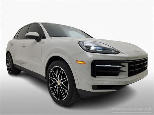 2024 Porsche Cayenne Base
