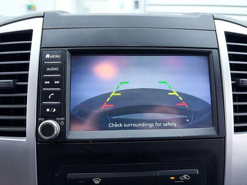 Glacier White 2019 Nissan Frontier SV