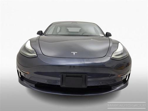 2022 Tesla Model 3 Standard Range