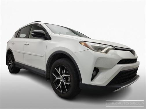 2016 Toyota RAV4 SE