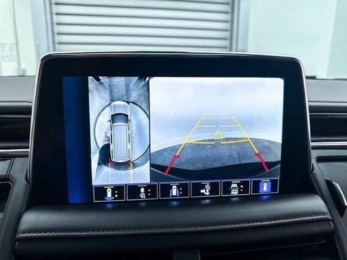 2022 Chevrolet Tahoe 4WD RST
