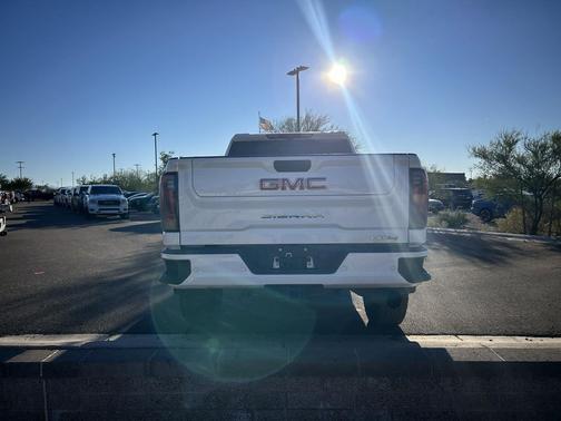 2024 GMC Sierra 2500 AT4
