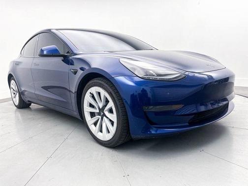 2022 Tesla Model 3 Standard Range