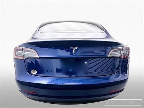 2022 Tesla Model 3 Standard Range