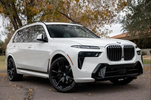 2023 BMW X7 xDrive40i