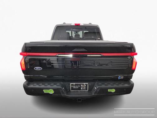2022 Ford F-150 Lightning LARIAT