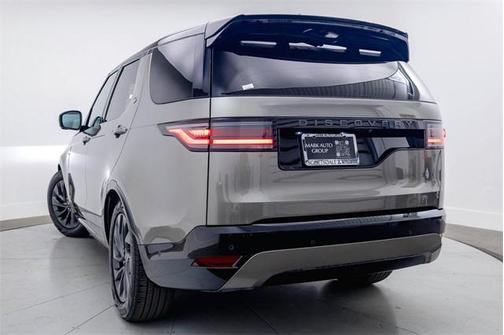 2024 Land Rover Discovery P360 Dynamic SE