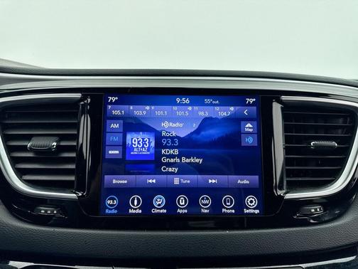 2018 Chrysler Pacifica Touring Plus