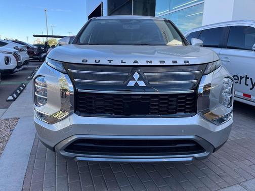 2025 Mitsubishi Outlander SE 2.5 2WD