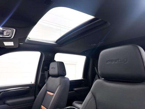 2025 GMC Sierra 2500 AT4