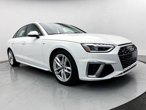 2023 Audi A4 45 S line Premium Plus