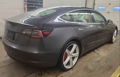 2020 Tesla Model 3 Performance