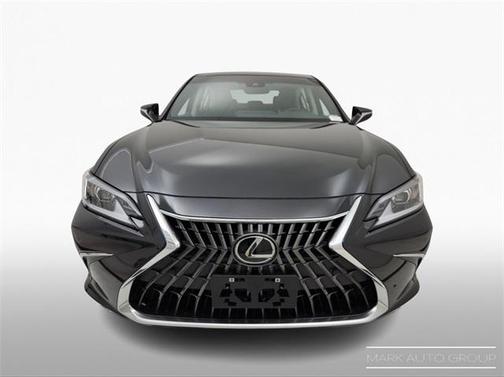 2024 Lexus ES 300h Base