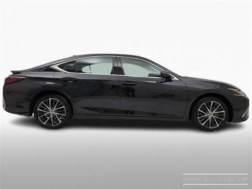 2024 Lexus ES 300h Base