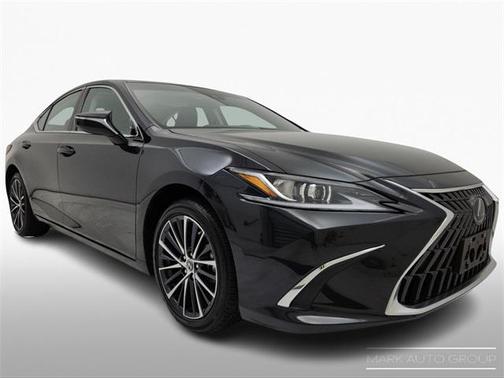 2024 Lexus ES 300h Base