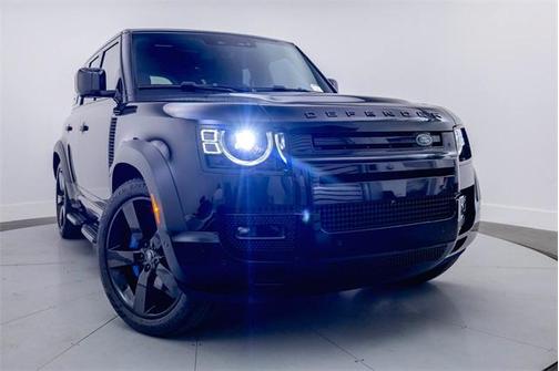 2023 Land Rover Defender 110 V8