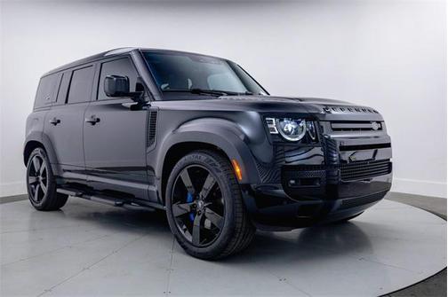 2023 Land Rover Defender 110 V8