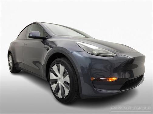 2023 Tesla Model Y RWD