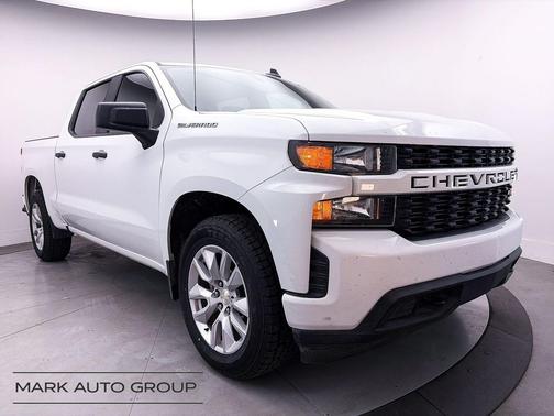 Summit White 2021 Chevrolet Silverado 1500 Custom