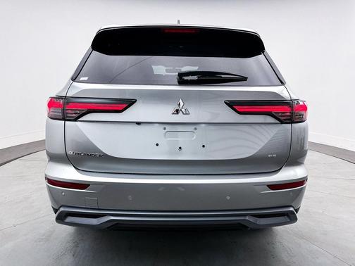 2025 Mitsubishi Outlander SE 2.5 2WD