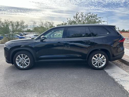 2024 Toyota Grand Highlander Platinum