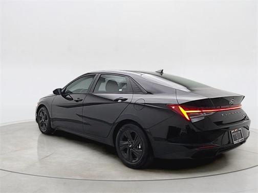 2023 Hyundai ELANTRA HEV Blue