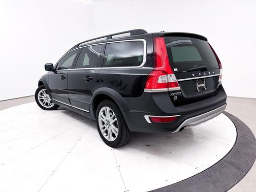2016 Volvo XC70 T5 Drive-E Premier
