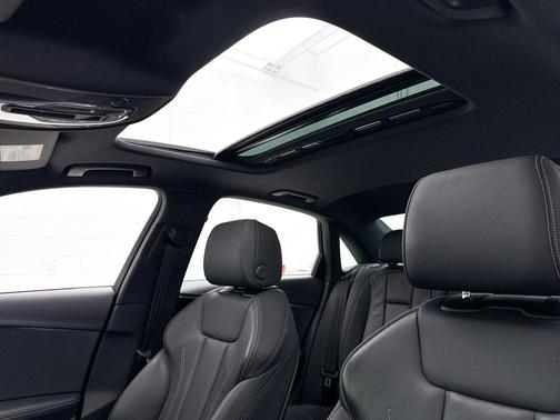2024 Audi A4 45 S line Premium Plus