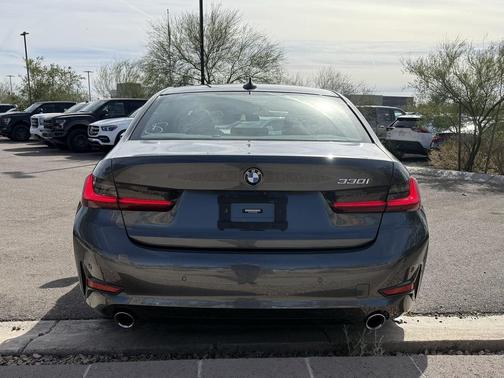 2022 BMW 330 330i