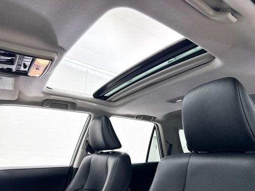 Blizzard Pearl 2022 Toyota 4Runner Limited