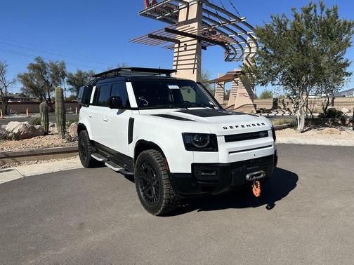 2023 Land Rover Defender 110 X-Dynamic SE