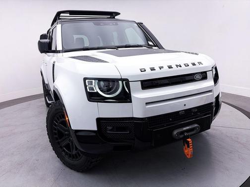 2023 Land Rover Defender 110 X-Dynamic SE