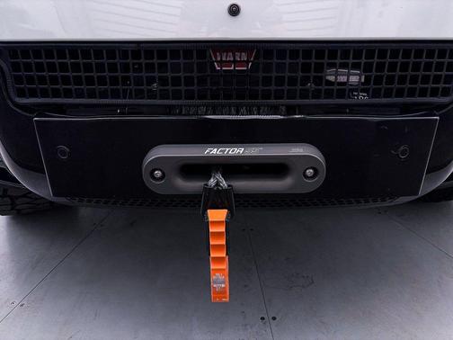 2023 Land Rover Defender 110 X-Dynamic SE