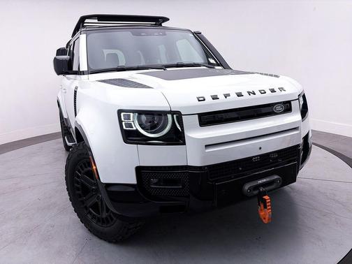 2023 Land Rover Defender 110 X-Dynamic SE