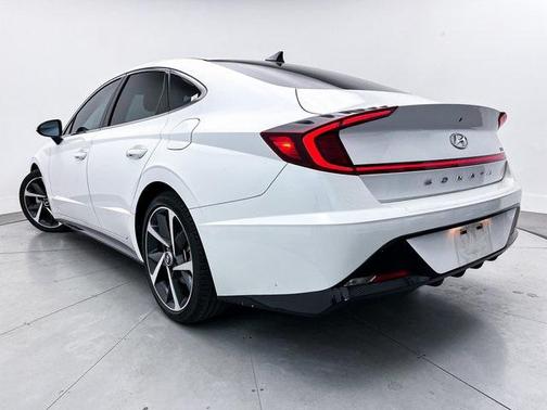 2021 Hyundai SONATA SEL Plus