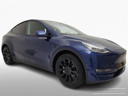 2022 Tesla Model Y Long Range Dual Motor All-Wheel Drive