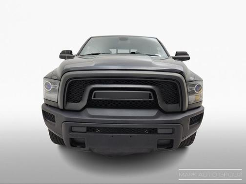 2023 RAM 1500 Classic Warlock Crew Cab 4x4 5'7' Box