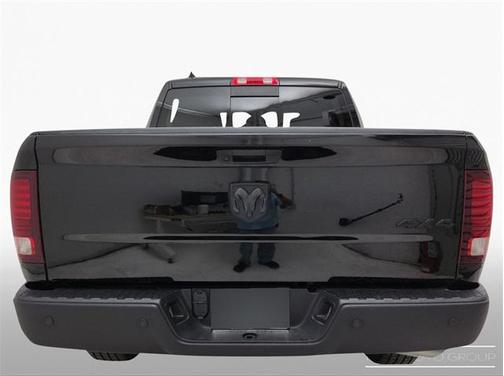 2023 RAM 1500 Classic Warlock Crew Cab 4x4 5'7' Box