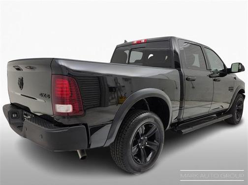 2023 RAM 1500 Classic Warlock Crew Cab 4x4 5'7' Box