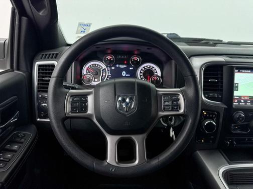 2023 RAM 1500 Classic Warlock Crew Cab 4x4 5'7' Box