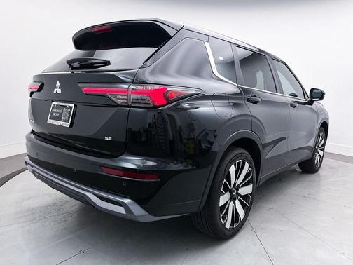 2025 Mitsubishi Outlander SE 2.5 2WD