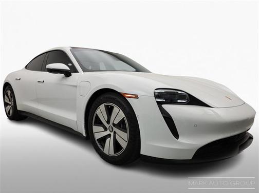 2022 Porsche Taycan Base