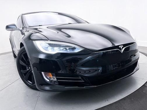 2016 Tesla Model S 90D