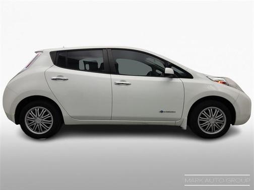 2014 Nissan Leaf S